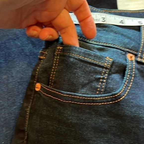 NWT-no boundaries-size 13-dark wash-double button, high-rise flare, jeans - Picture 9 of 12